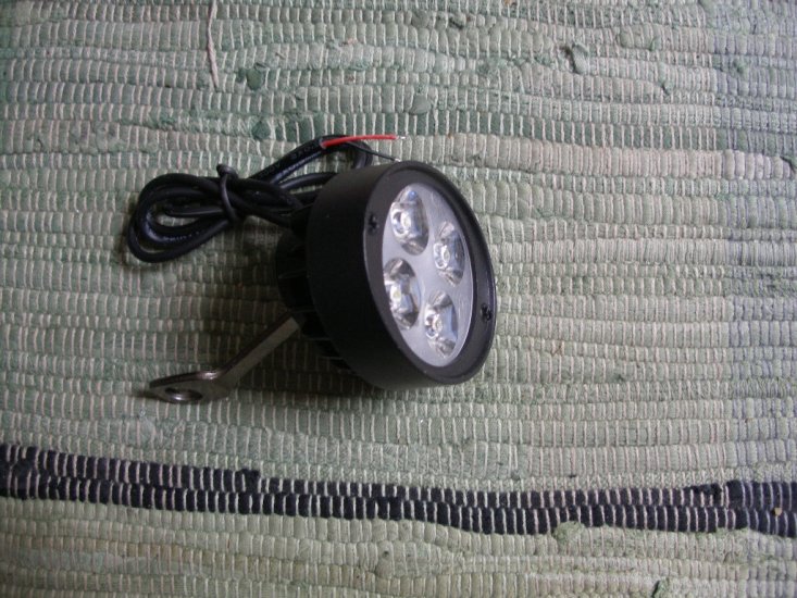 LED Scheinwerfer 4x, 12V - 80V Eingang, 8 Watt - zum Schließen ins Bild klicken