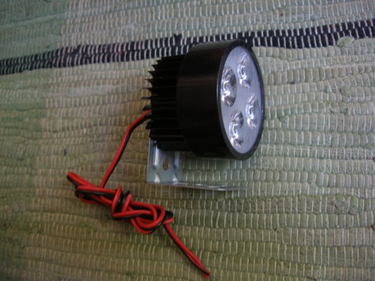LED Scheinwerfer 4x, 12V - 80V Eingang, 5 Watt - zum Schließen ins Bild klicken