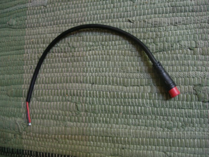 2Pin Ebike Stecker, male, 8mm D., mit ca. 20cm Kabel - zum Schließen ins Bild klicken