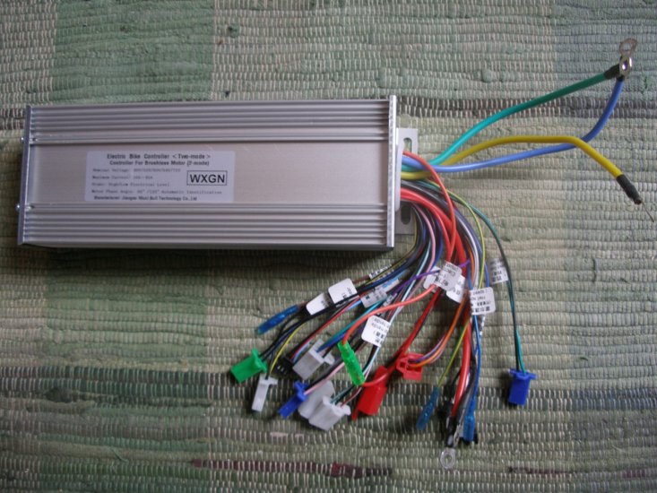 Controller 1500 Watt 24 - 72 Volt, 20 - 45 Ampere - zum Schließen ins Bild klicken
