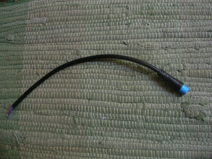 4Pin Ebike Stecker, male, 8mm D., mit ca. 20cm Kabel - zum Schließen ins Bild klicken