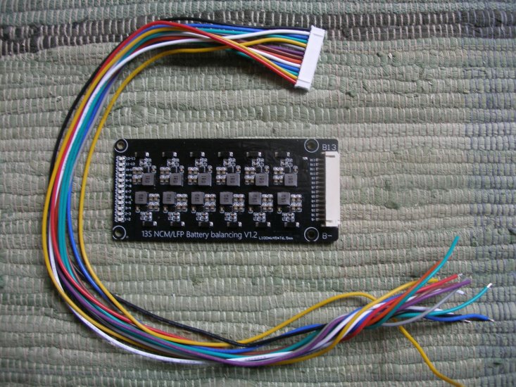 aktives BMS Modul für 13S Akkus - zum Schließen ins Bild klicken