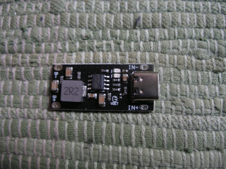 Protection (PCB) und Ladeboard 1S, 2 Ampere, USB-C - zum Schließen ins Bild klicken