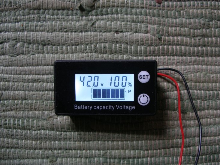 Batteriestandsanzeiger, 10 - 100 Volt - zum Schließen ins Bild klicken