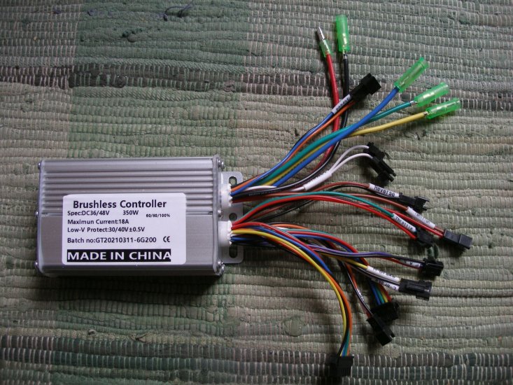Controller 250 - 500 Watt 24 / 36 / 48 Volt, 18 Ampere - zum Schließen ins Bild klicken