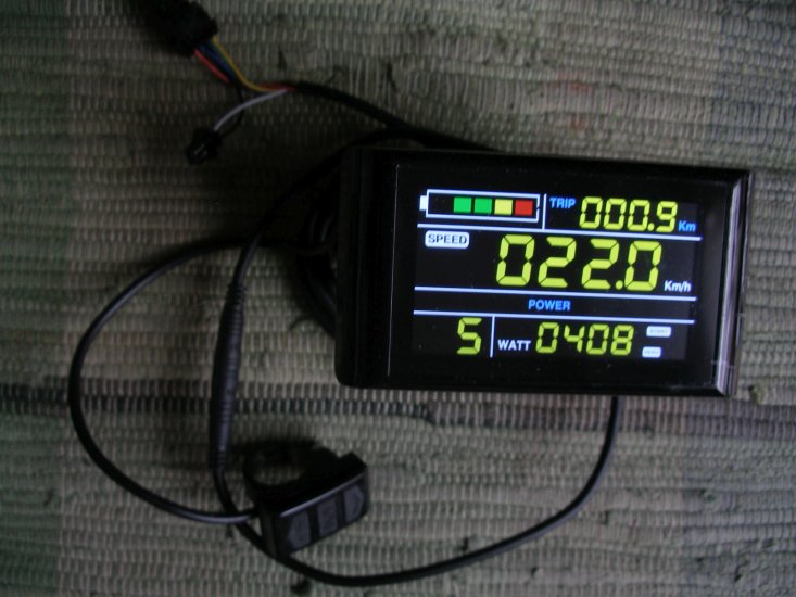 Farb - LCD Display, 3 oder 5 Stufen - zum Schließen ins Bild klicken