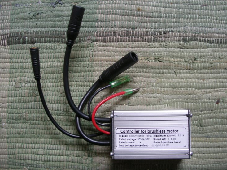 Controller 250 Watt 36/48 Volt, 15A, L., wasserdichte Stecker - zum Schließen ins Bild klicken
