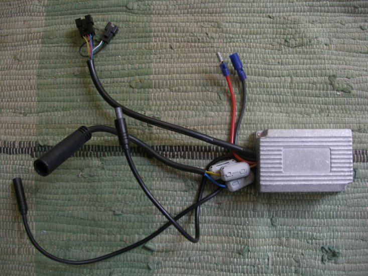 Controller KZQW22A 36V, Rundstecker + JST, upd - zum Schließen ins Bild klicken