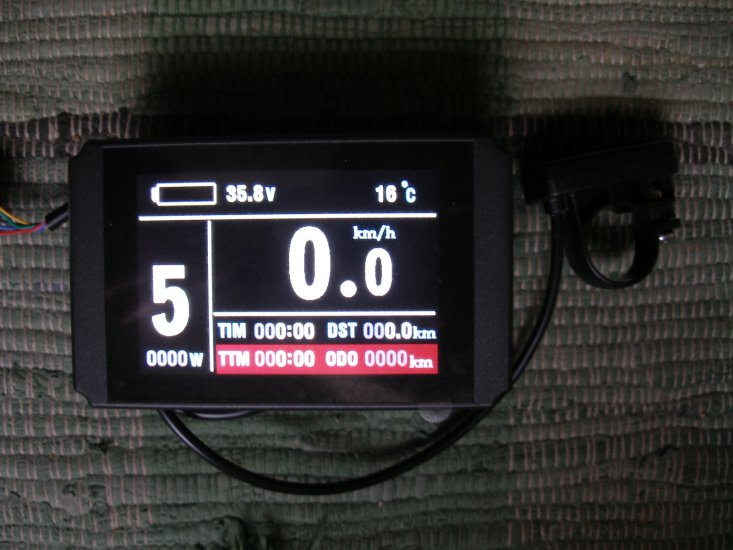LCD8H Display zu Controllern mit L., 24V / 36V / 48V - zum Schließen ins Bild klicken