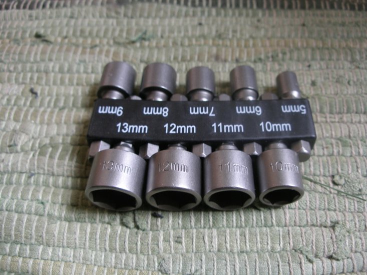Nuss Set 5 - 13 mm für Akkuschrauber - zum Schließen ins Bild klicken