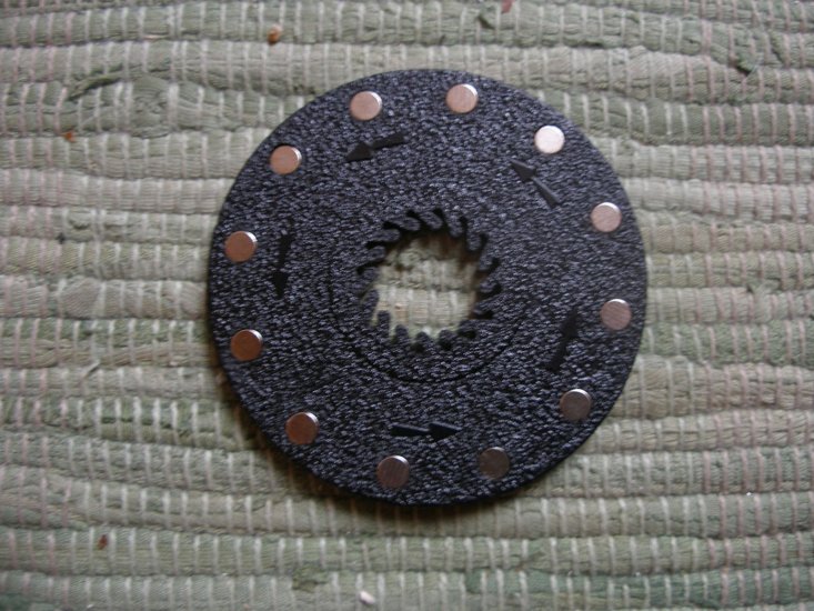Magnetscheibe mit 12 Magneten III - zum Schließen ins Bild klicken