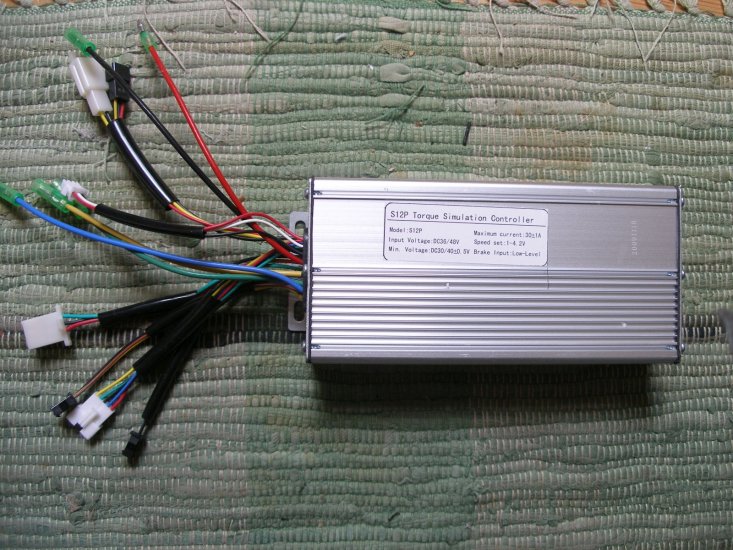 Controller 750 Watt 36/48 Volt, 30A, mit Leistungsregelung - zum Schließen ins Bild klicken