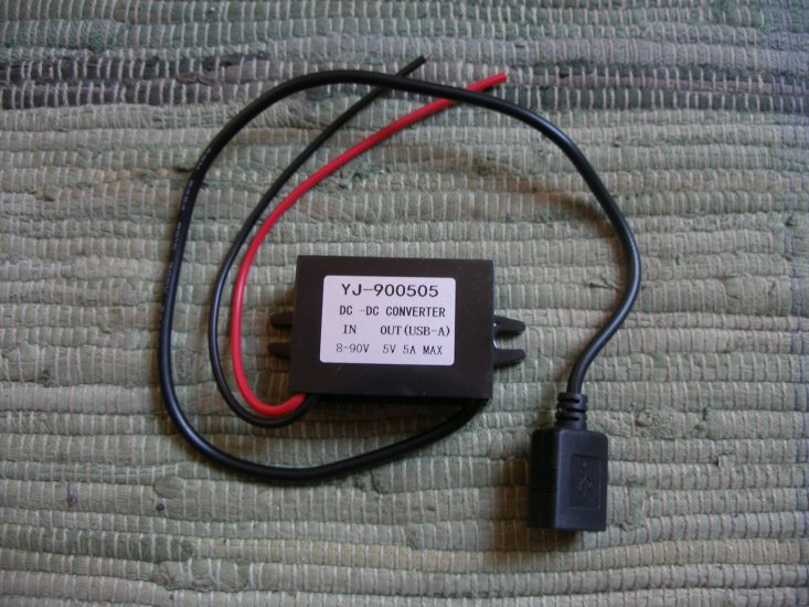 Spannungswandler 8 - 90 V auf 5 Volt USB A Anschluss - zum Schließen ins Bild klicken
