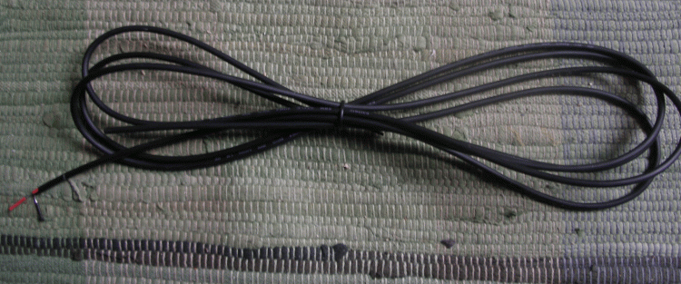 Kabel 2 x 0,3 mm², 2,5m - zum Schließen ins Bild klicken