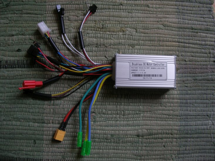Controller 250 Watt 36/48 Volt, 17 Ampere - zum Schließen ins Bild klicken