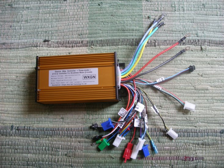 Sinuscontroller 48V - 72V, ca. 25 - 30 Ampere , mind. 800 Watt - zum Schließen ins Bild klicken