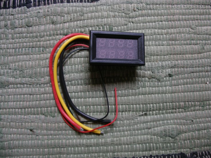 Spannungs- + Stromanzeigemodul 0-100V, 0-20A - zum Schließen ins Bild klicken